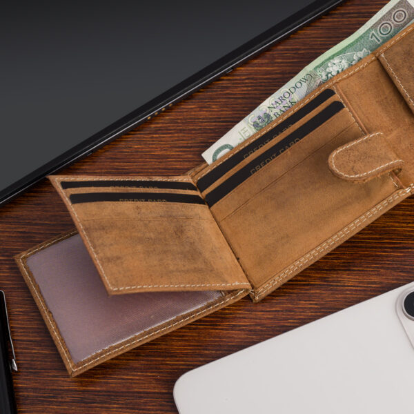 e46c4d0d7ad19a9bb7b0fc450b86b950