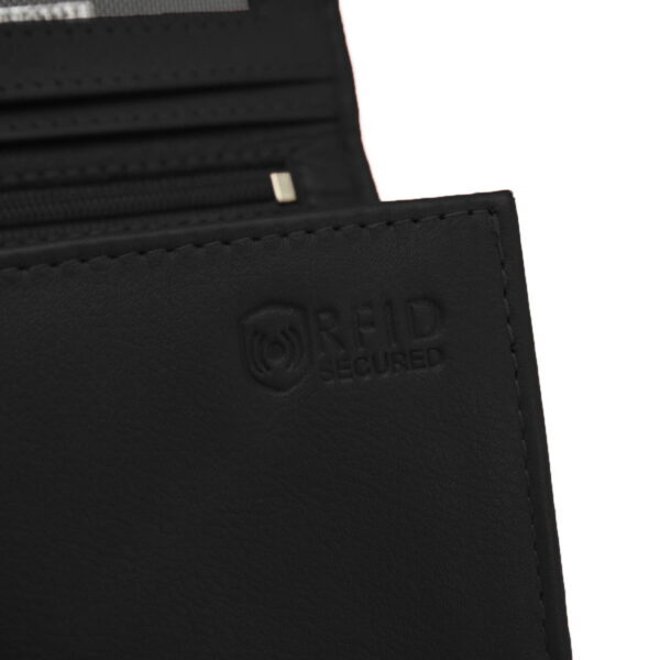 071724250fbad2d8a56f8301d2df5e00