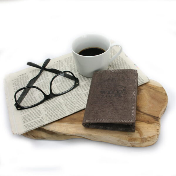 9fe8b53399f3bb217f3b931b9602b853