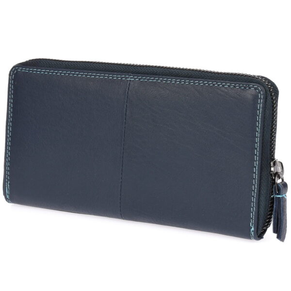 7901d81fe2d0a4763b6c9df1195b71c2