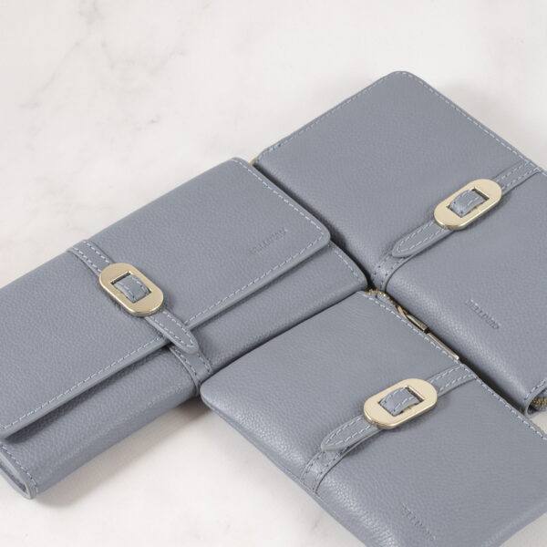 bf863b4e56f8c2323117a6f71c18d859