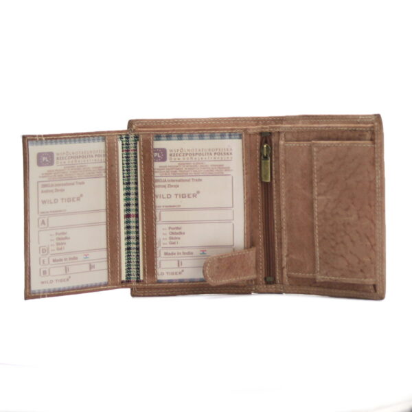 b42705c7310f782b3d58d47590d022ee