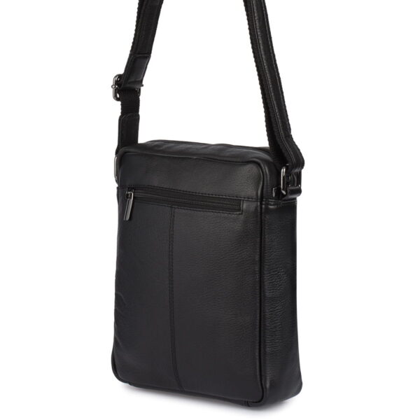 8693378158c9e24b2623fa116290d57d