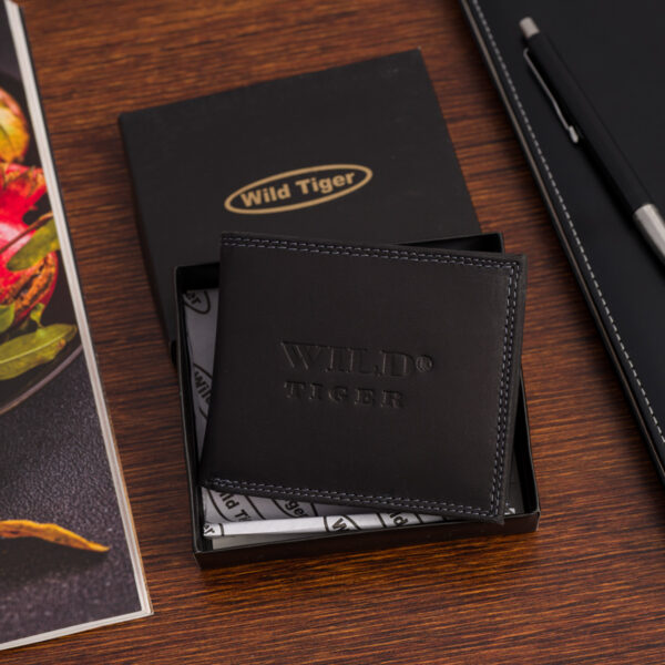 3f7709c892db041d40e8027af4dc87af