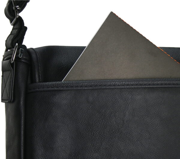 8a8c9e607d4de18d5eac7de7192bfb59