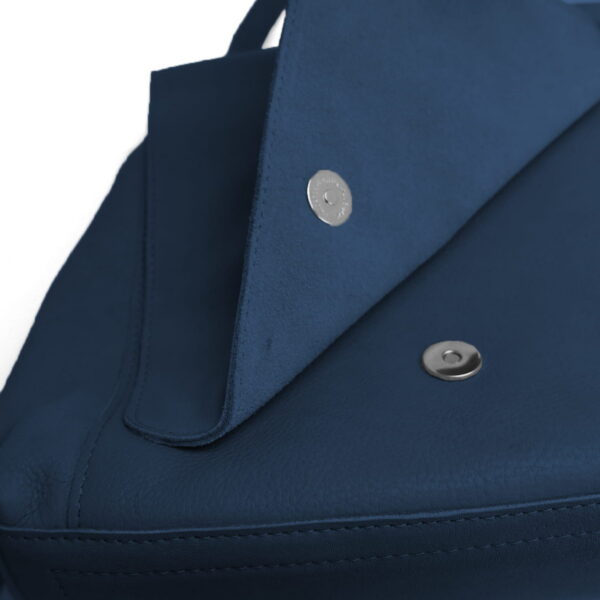 339ba8b8afb27b7b03cab964a2c105b9