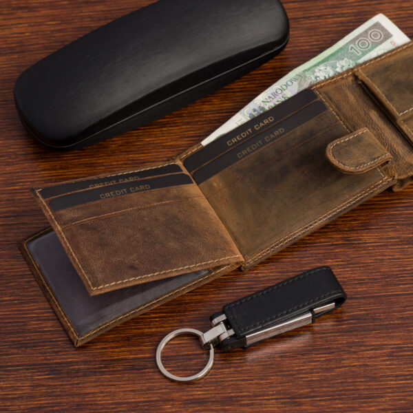 63600df0e53899111193704bf4cdfe42