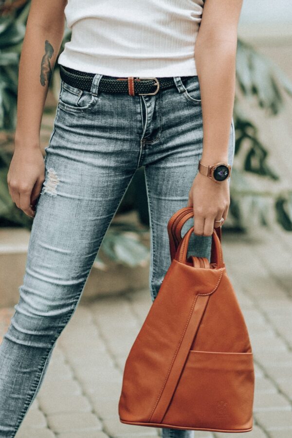 fe640f291984ac9758873a5d18b2819a