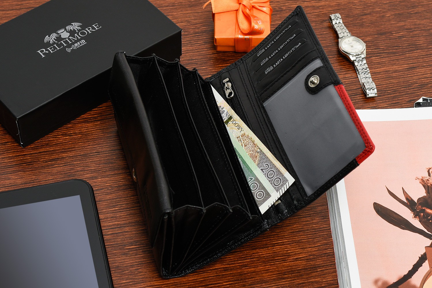 Damski skórzany portfel duży poziomy retro RFiD czarny BELTIMORE 043