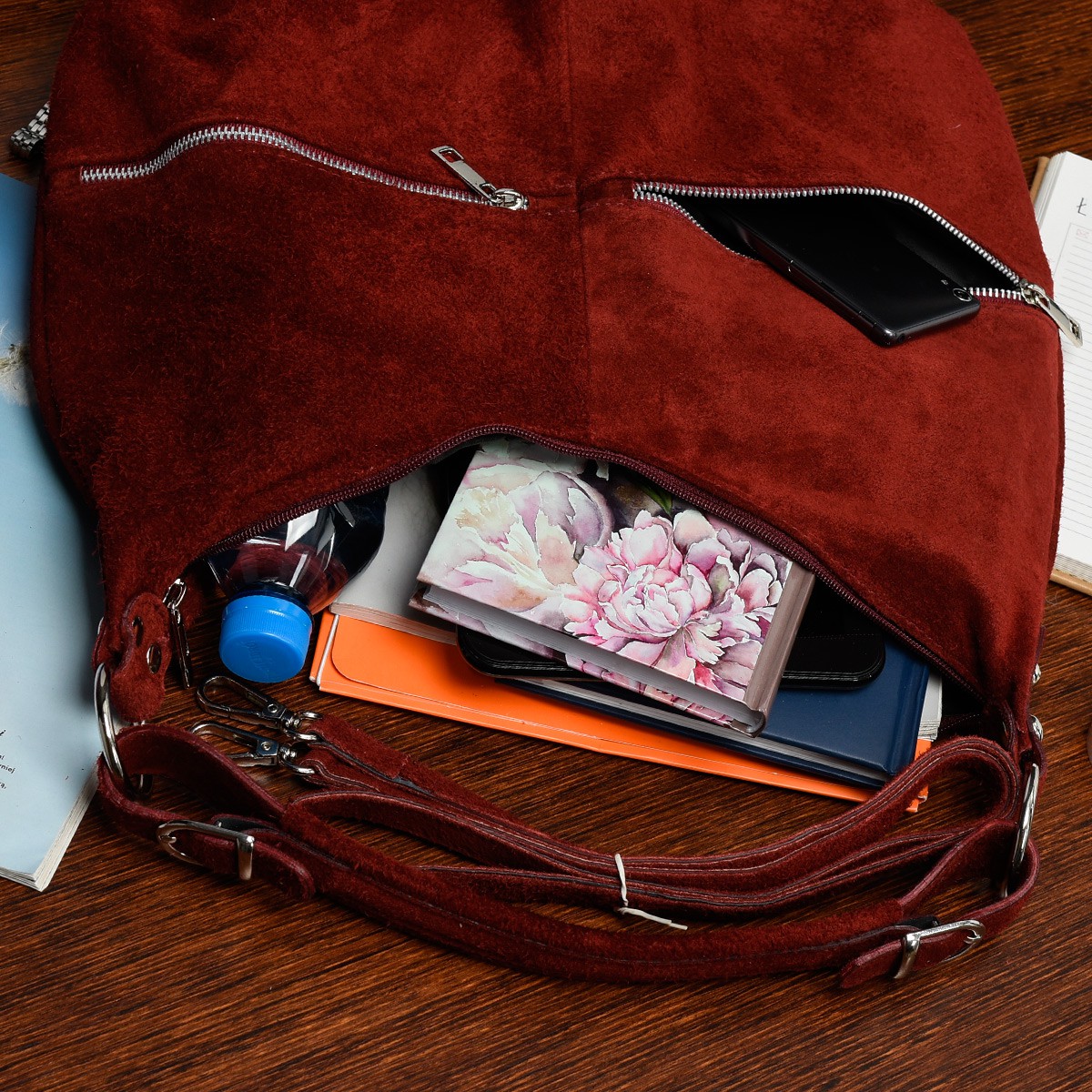 SKÓRZANA TOREBKA A4 worek LISTONOSZKA zamszowa