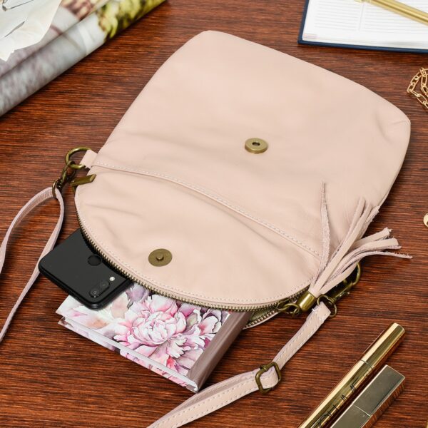 dd7721a376364ec43bf3232b253b4ffb