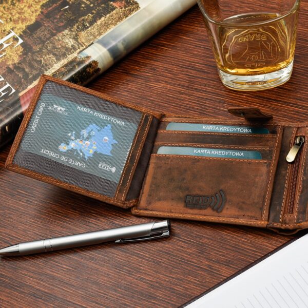 6d3971b5014a3b44db839786c6446d97