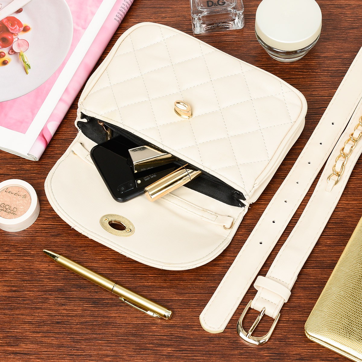 Torebka damska mała pikowana chanelka pasek