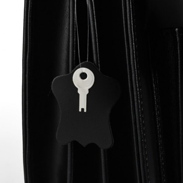 eccce9704d9afd2530b8ef026d4bdd6b